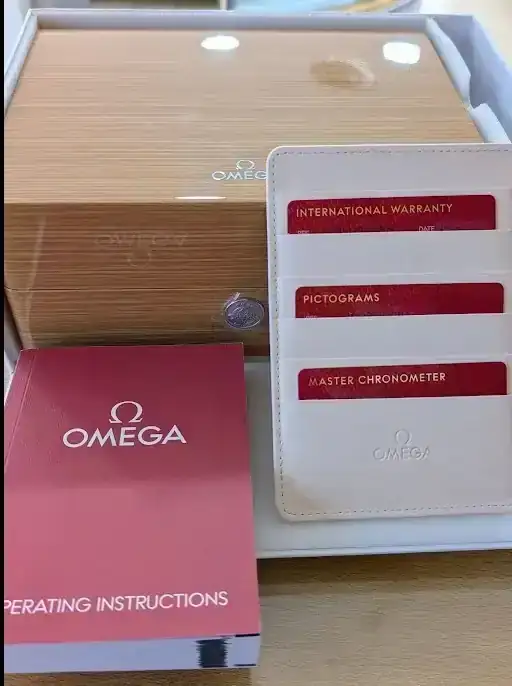 Omega 210.30.42.20.03.001 2.webp