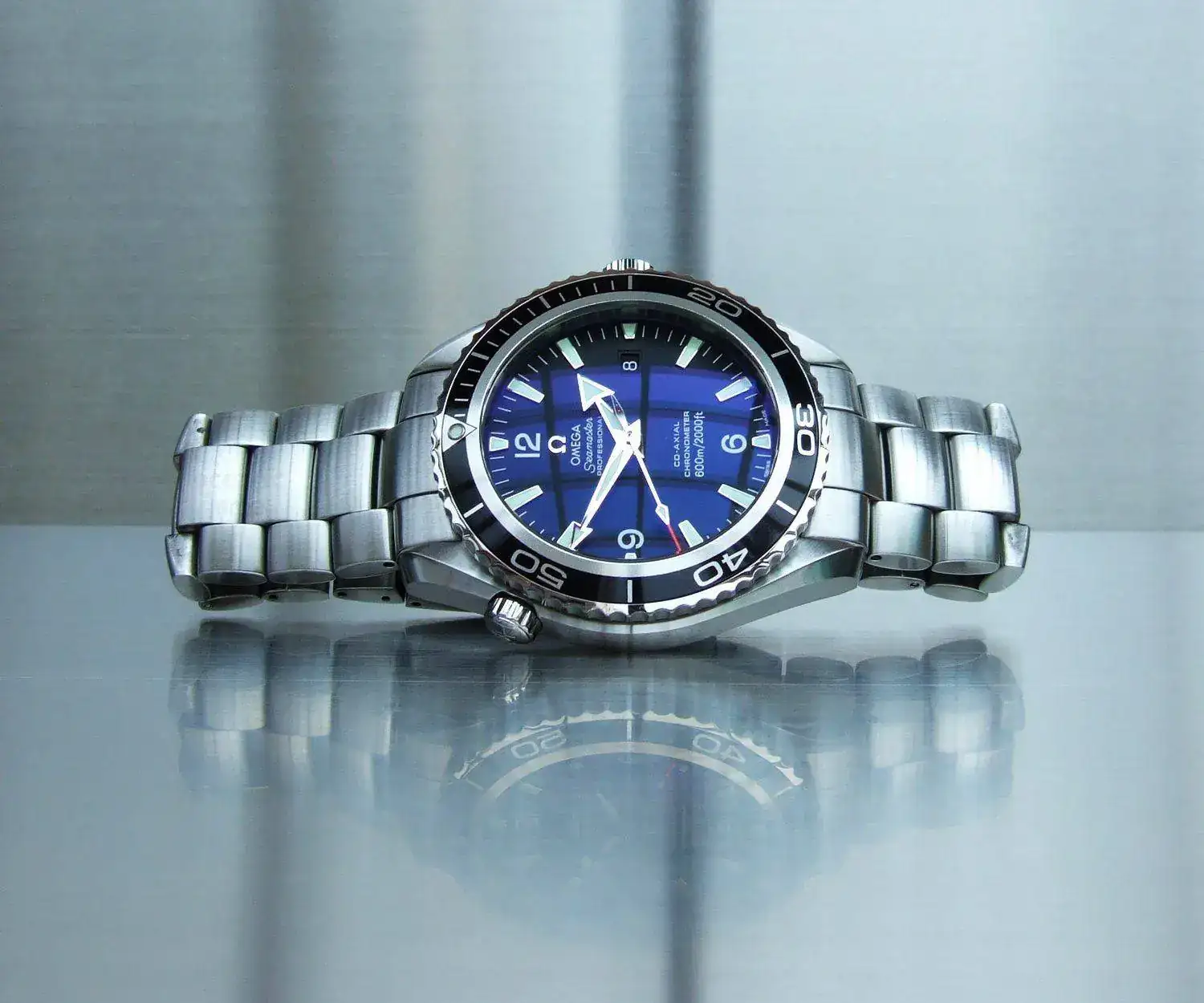 OMEGA%2BSeamaster%2BPLANET%2BOCEAN%2BXL%2B01.webp