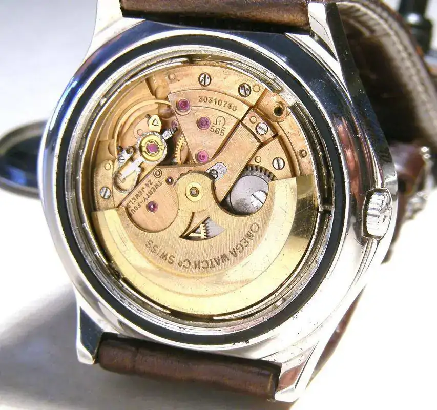 omega-amarillo 002.webp