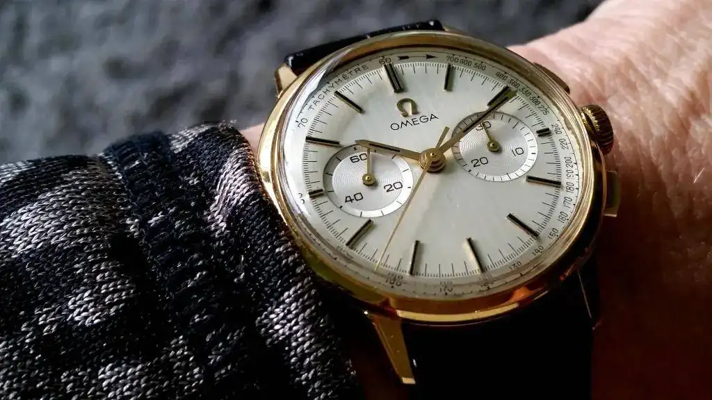 omega chrono.webp