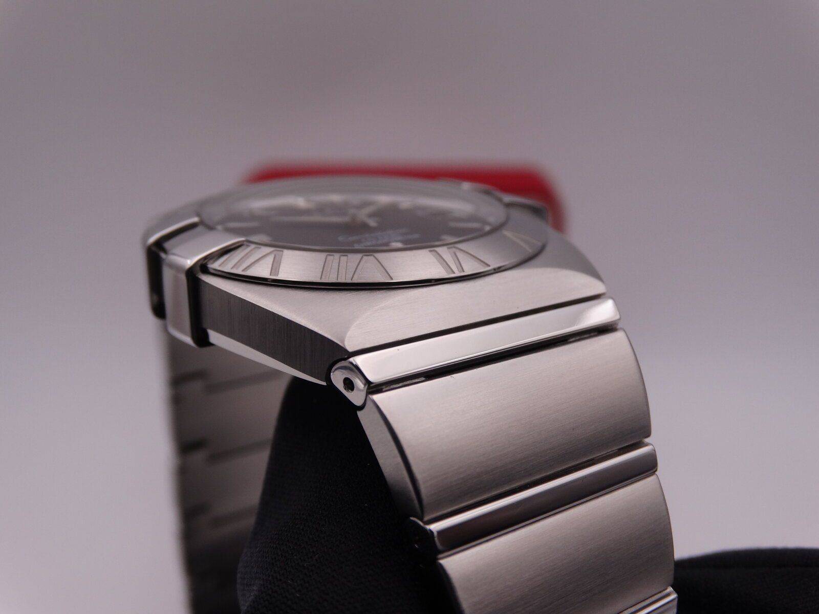 Omega constellation Coaxial 07546.JPG