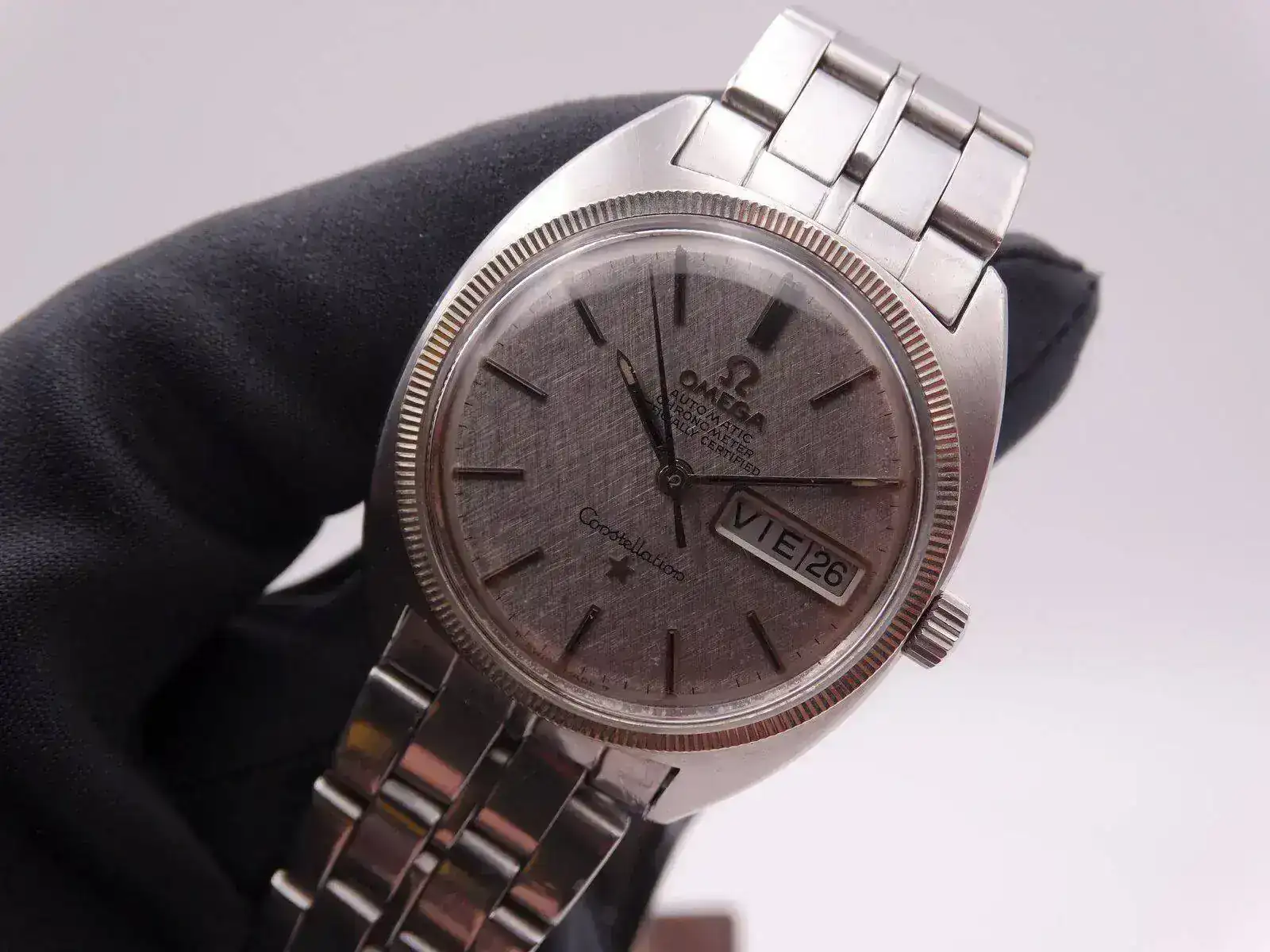 omega constellation day date automatic 4327.JPG