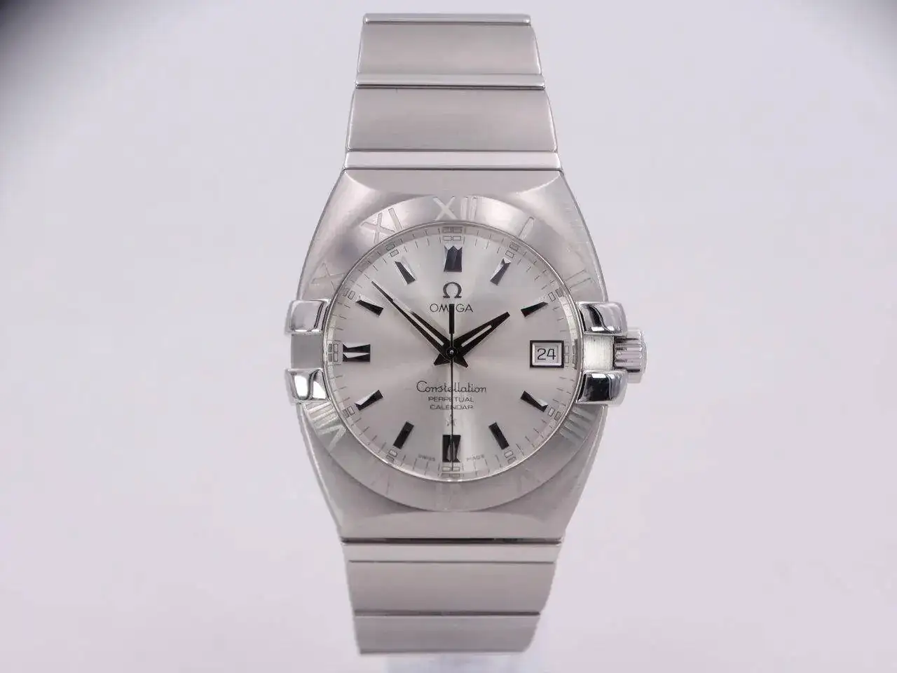 Omega Constellation Perpetual Calendar 02309.webp