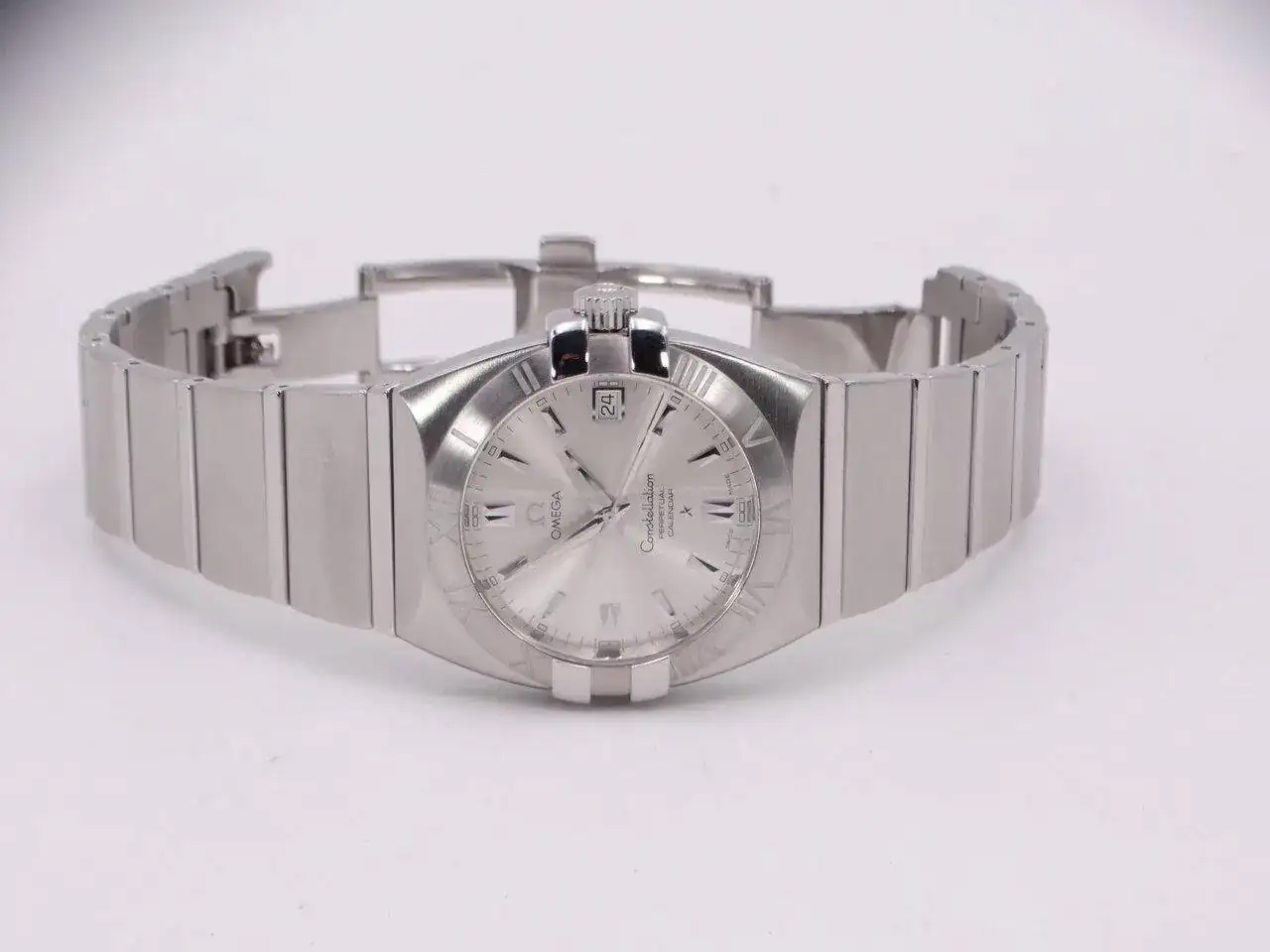 Omega Constellation Perpetual Calendar 02325.webp