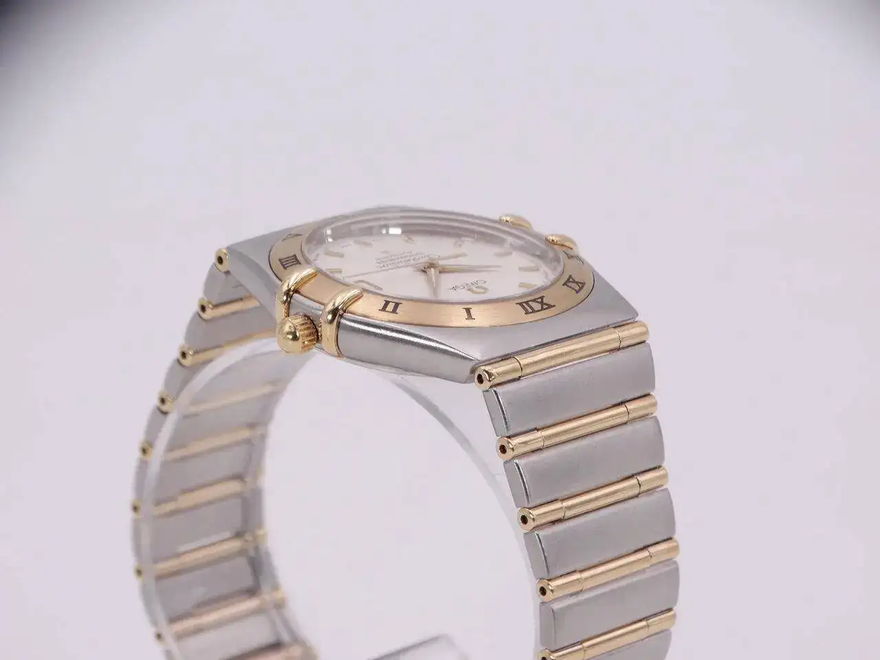 Omega Constellation Steel Gold 01680.webp