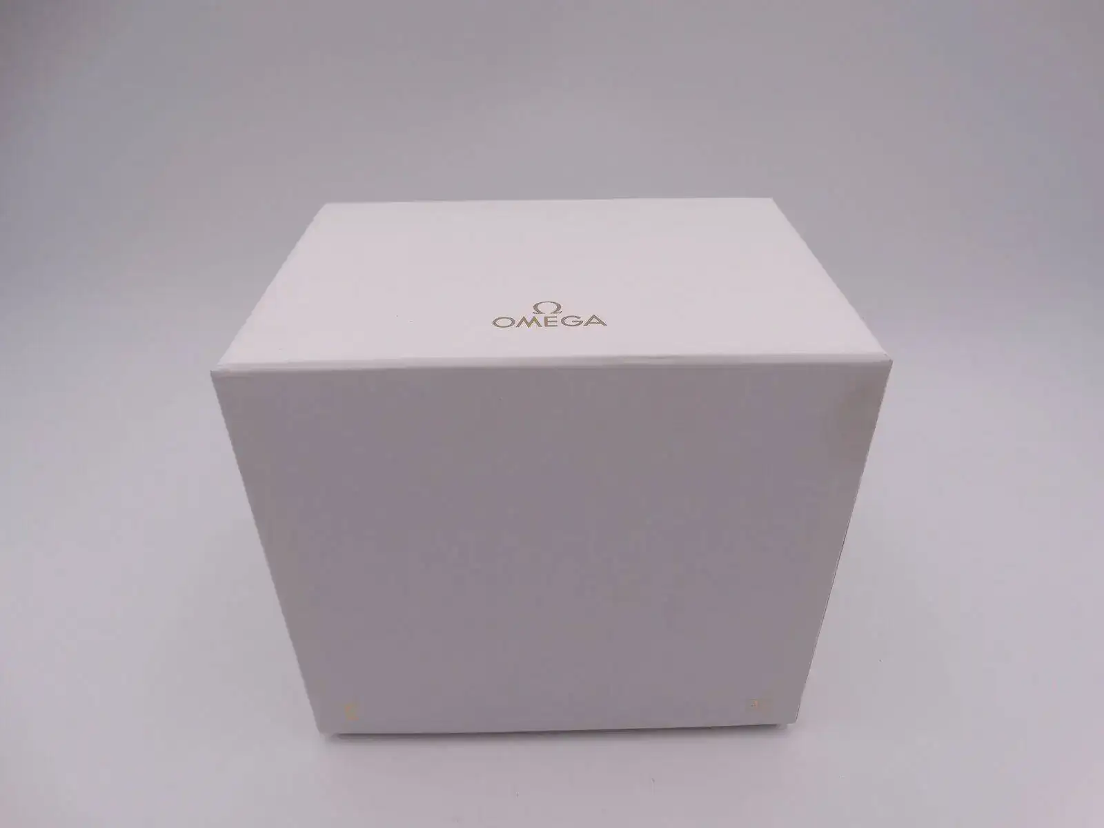 Omega De Ville Lady Diamond 00010.webp