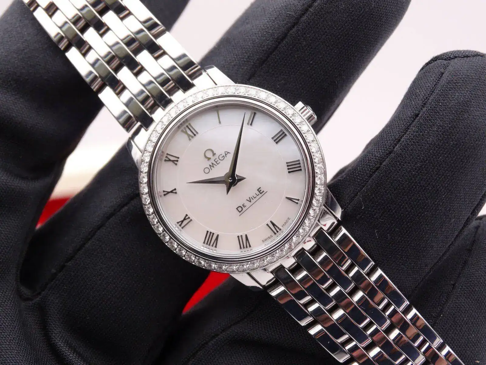Omega De Ville Lady Diamond 00033.webp