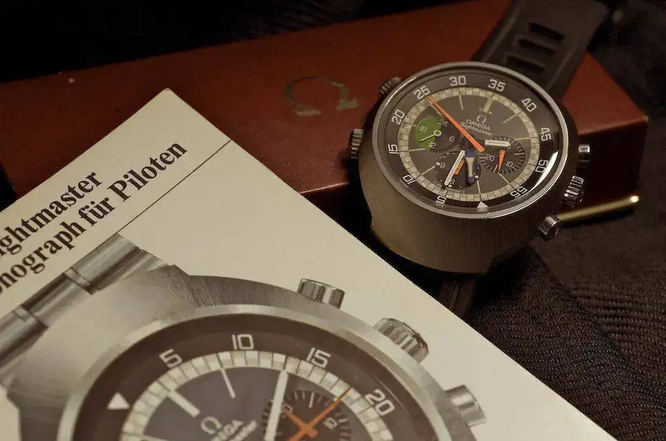 Omega-Flightmaster-06.webp