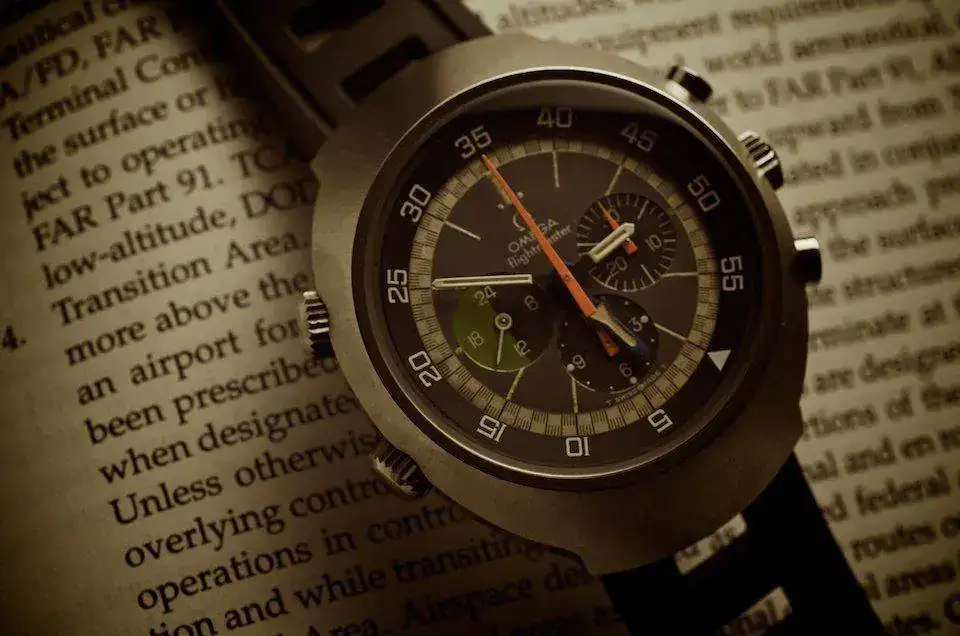Omega-Flightmaster-09.webp