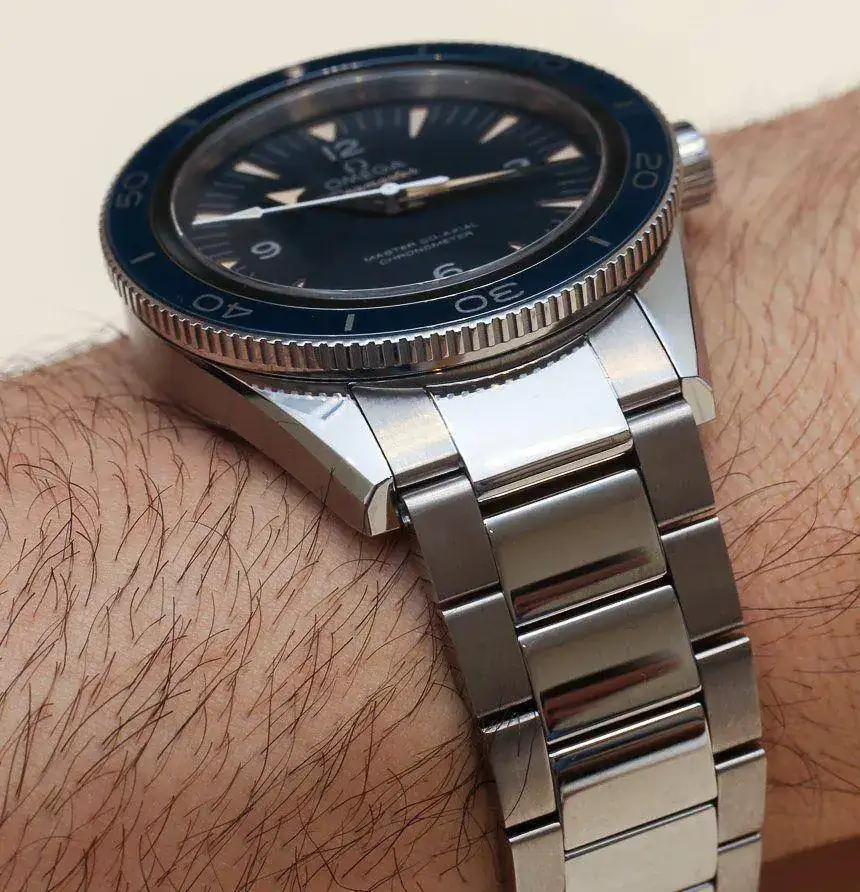 Omega-Seamaster-300-Master-Co-Axial-watch-2.webp