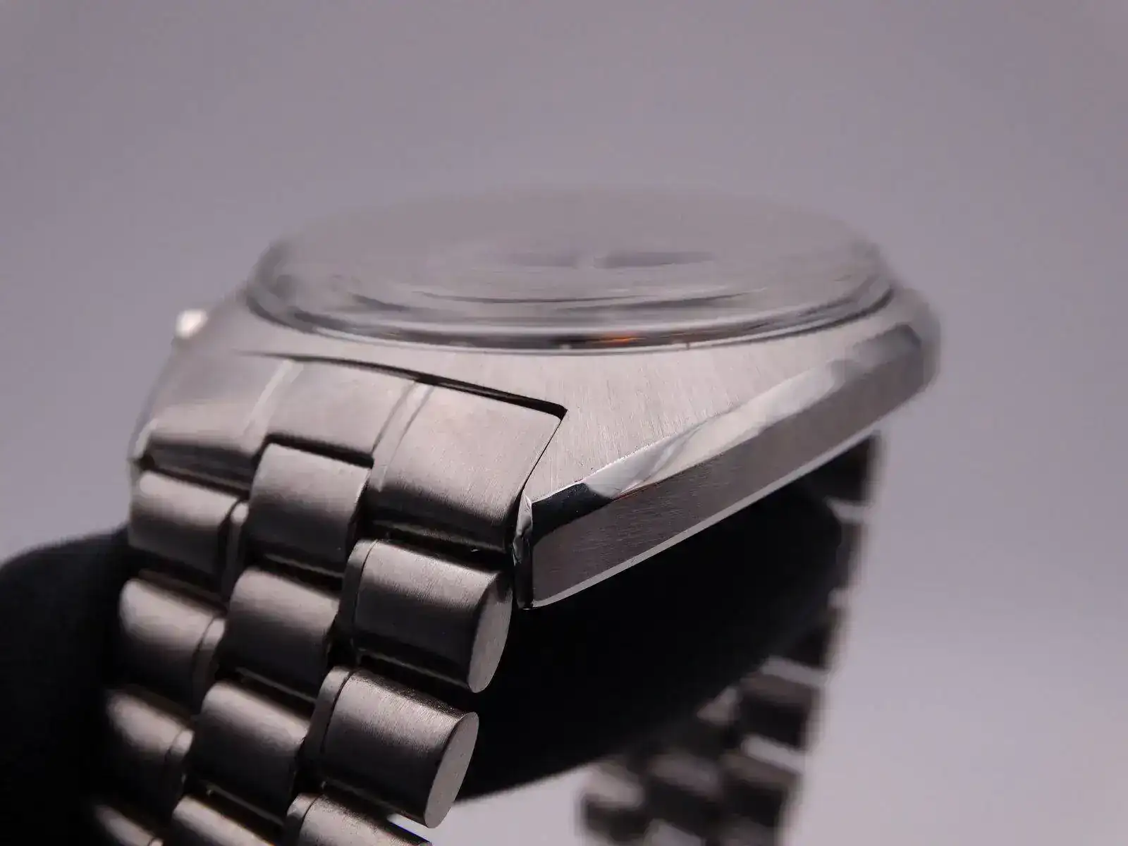 Omega Seamaster Chronograph Vintage 8222.JPG