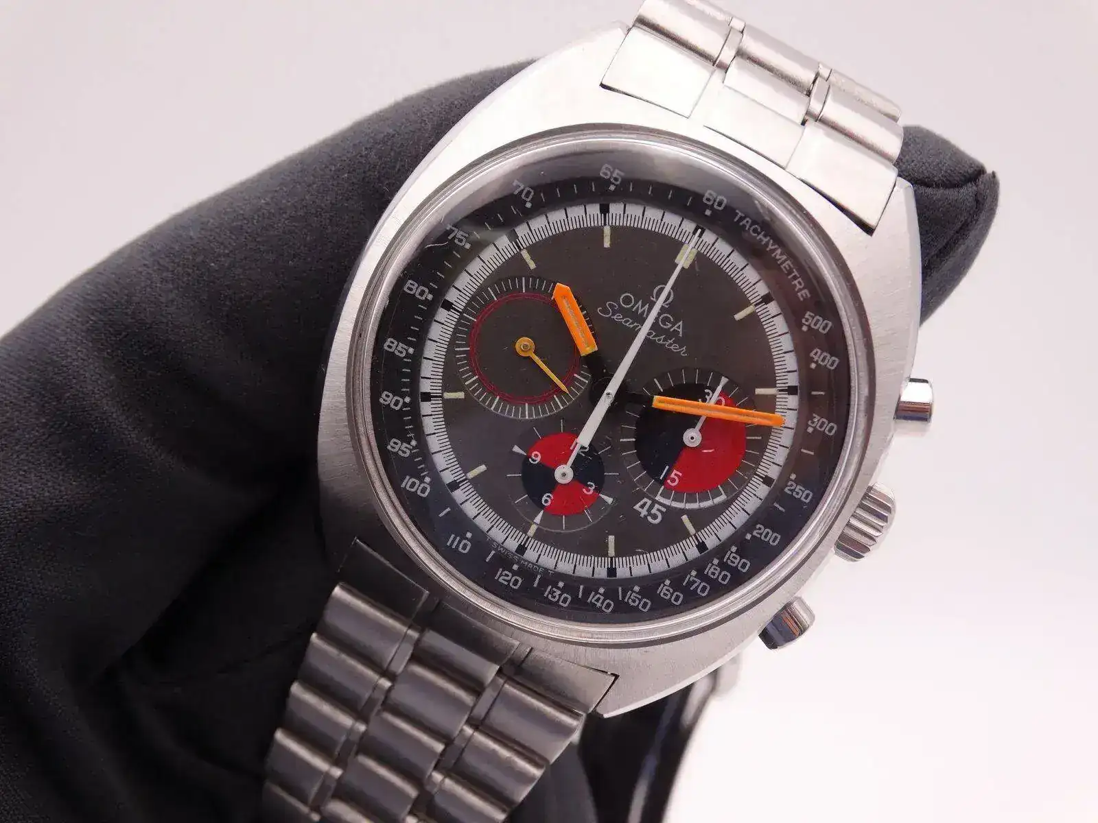Omega Seamaster Chronograph Vintage 8231.JPG