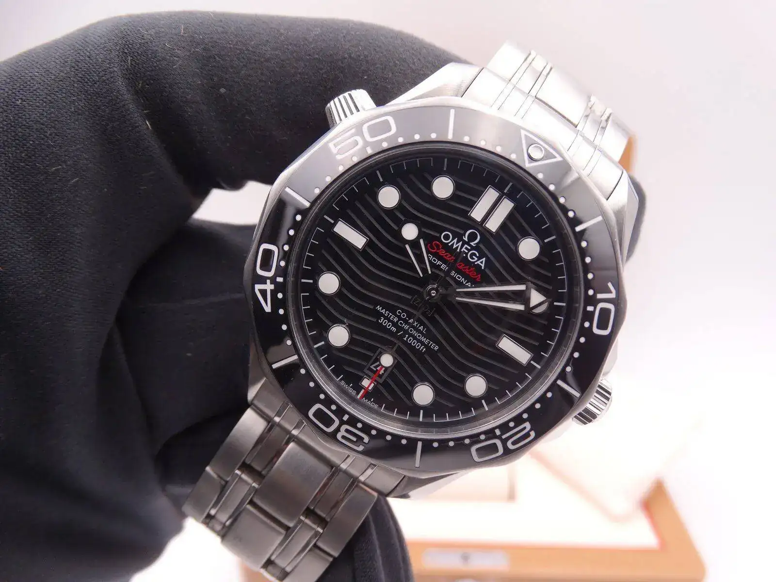 Omega Seamaster Diver 300m 07708.webp