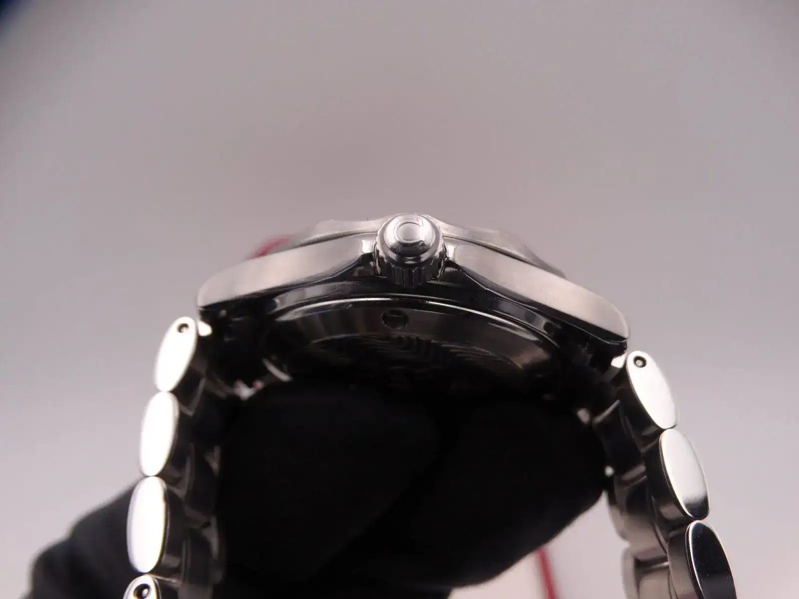 Omega Seamaster Diver 300m 08563.webp