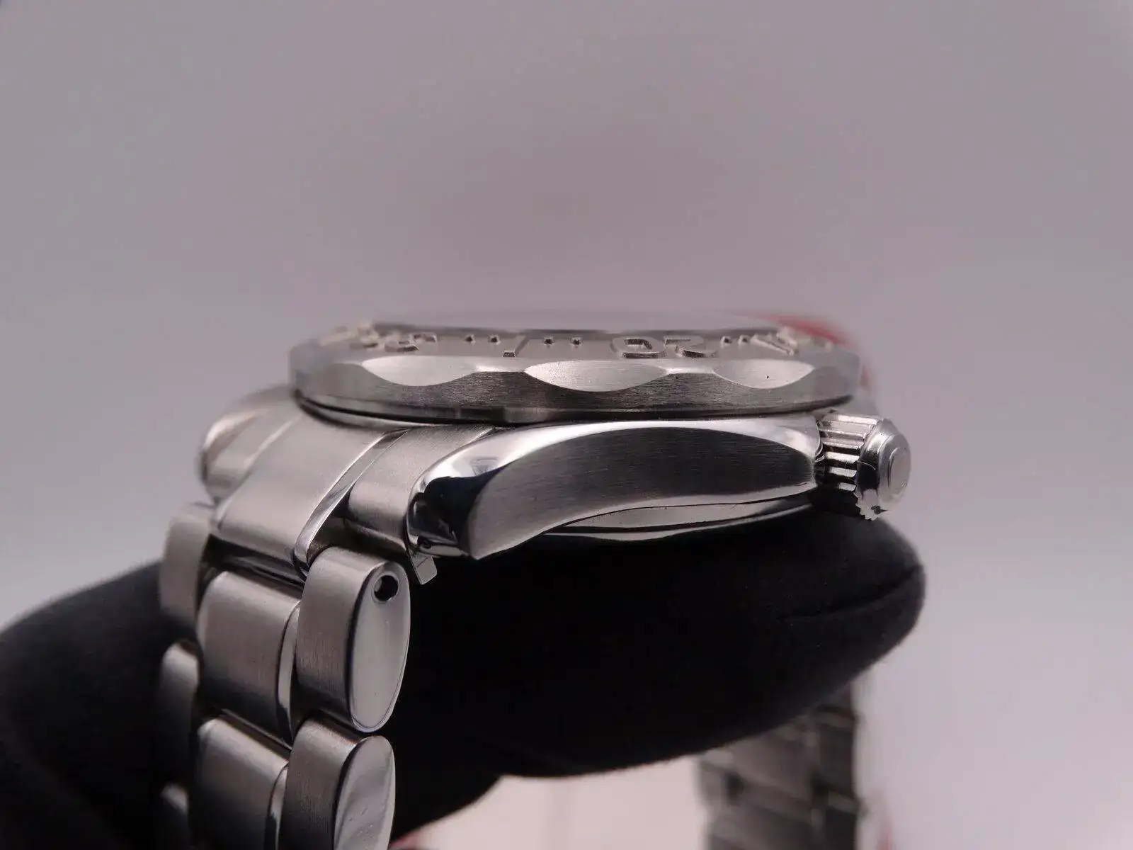 Omega Seamaster Diver 300m 08571.webp