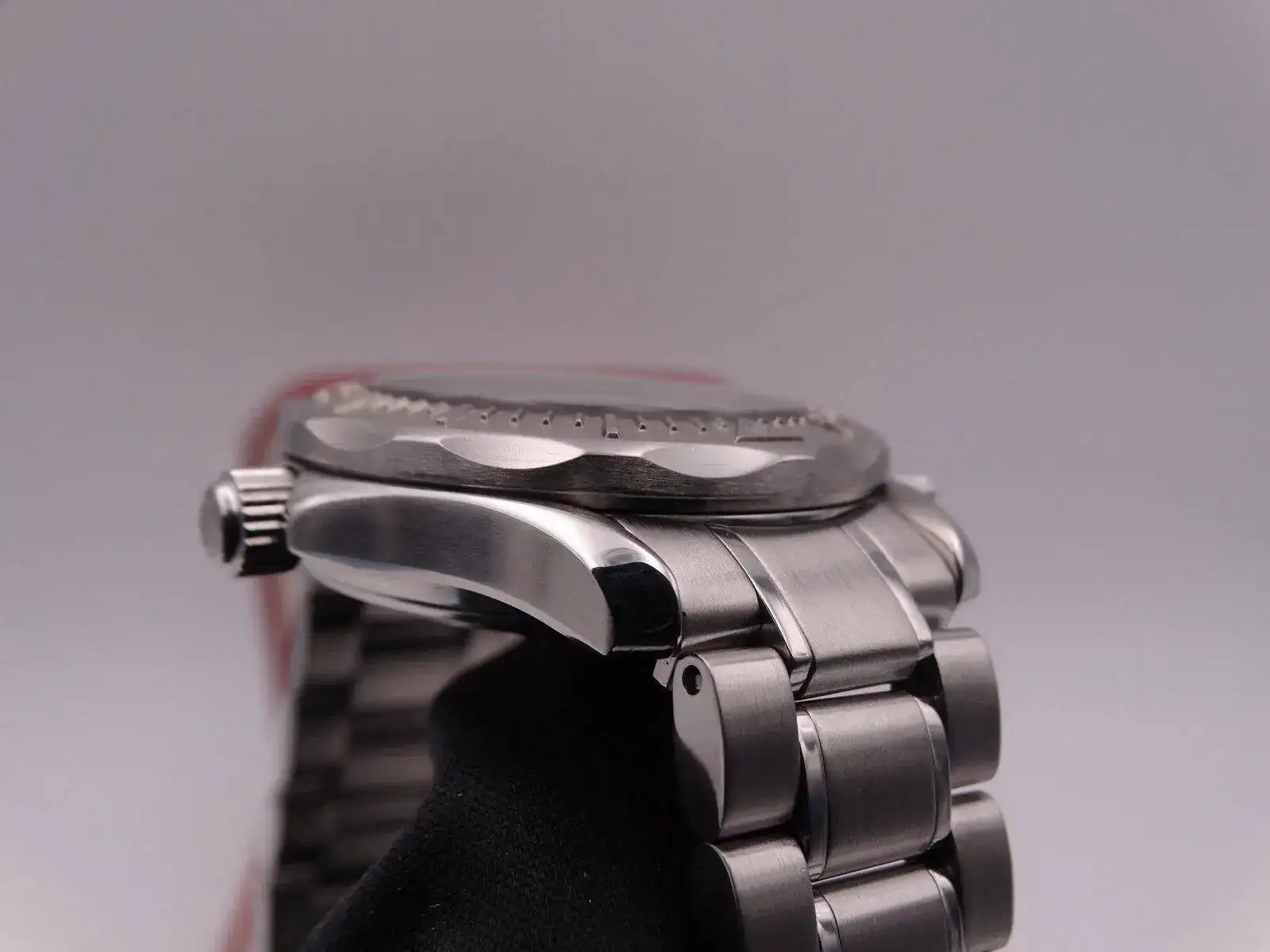 Omega Seamaster Diver 300m 08572.webp