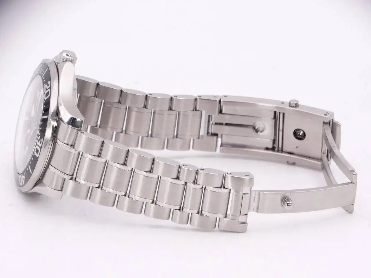 Omega Seamaster Diver 300m 2254 00829.webp
