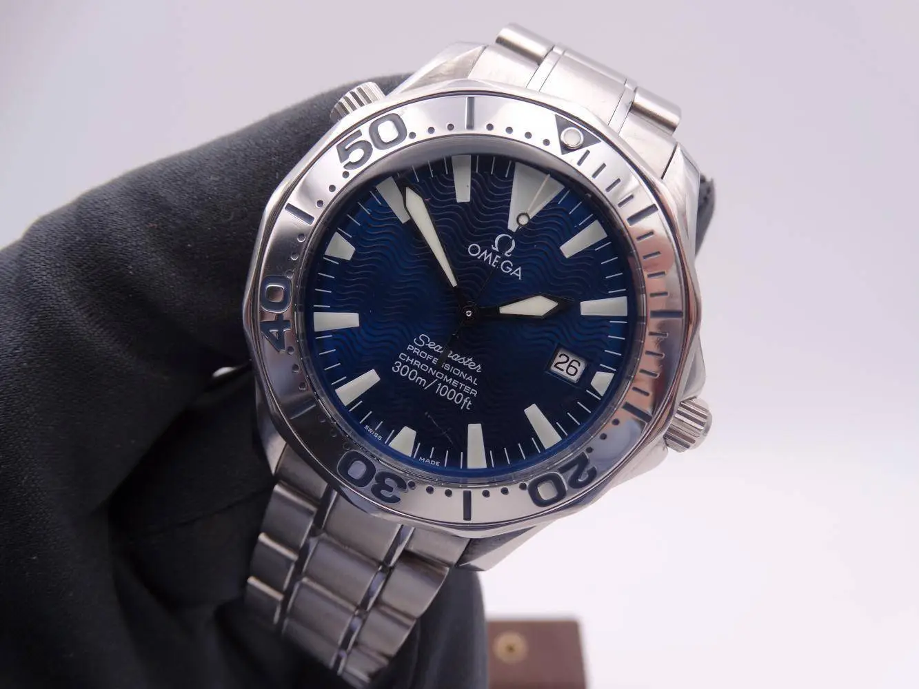 Omega seamaster Diver 300m blue 6606.webp