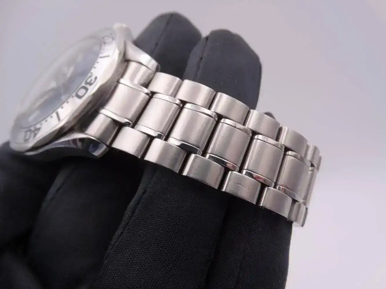 Omega seamaster Diver 300m blue 6613.webp