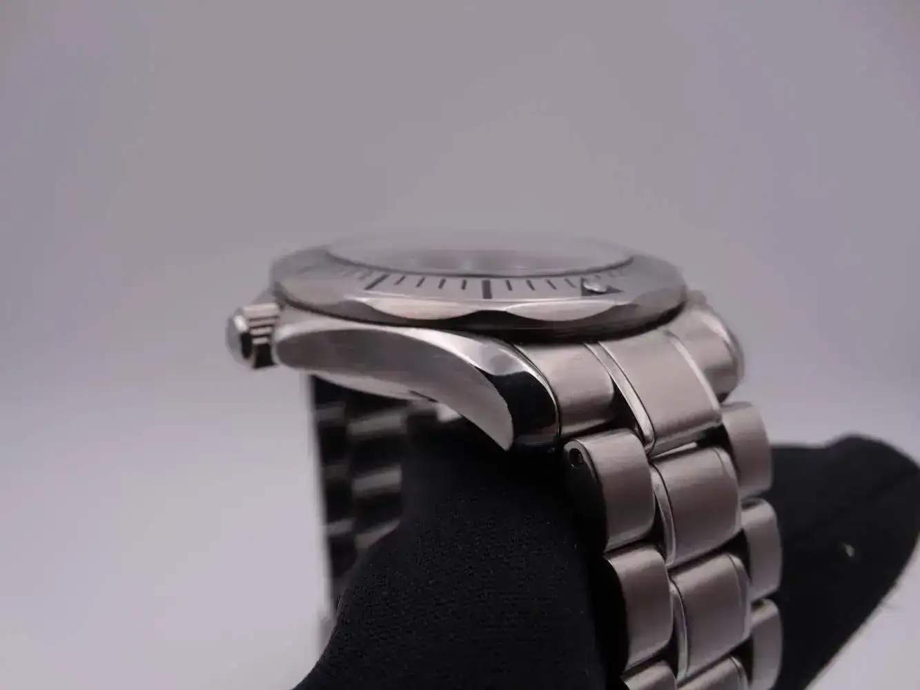 Omega seamaster Diver 300m blue 6621.webp