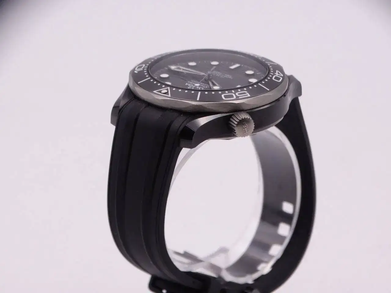 Omega Seamaster Diver 300M Ceramic 06445.webp