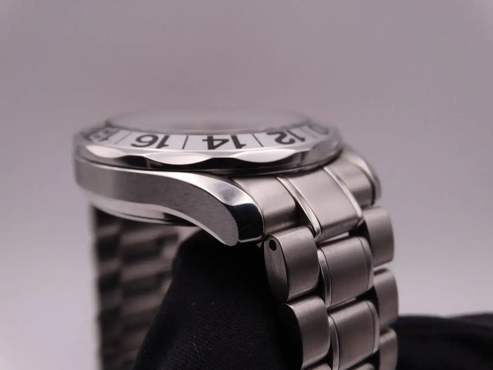 Omega Seamaster Diver 300m GMT 50th Anniversary 07821.webp