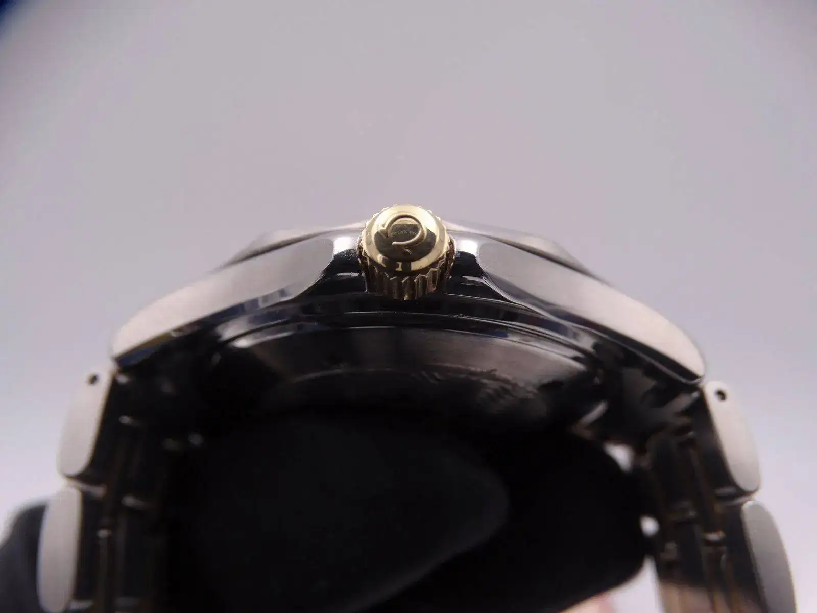 Omega Seamaster Diver 300m Steel Gold 09724.JPG