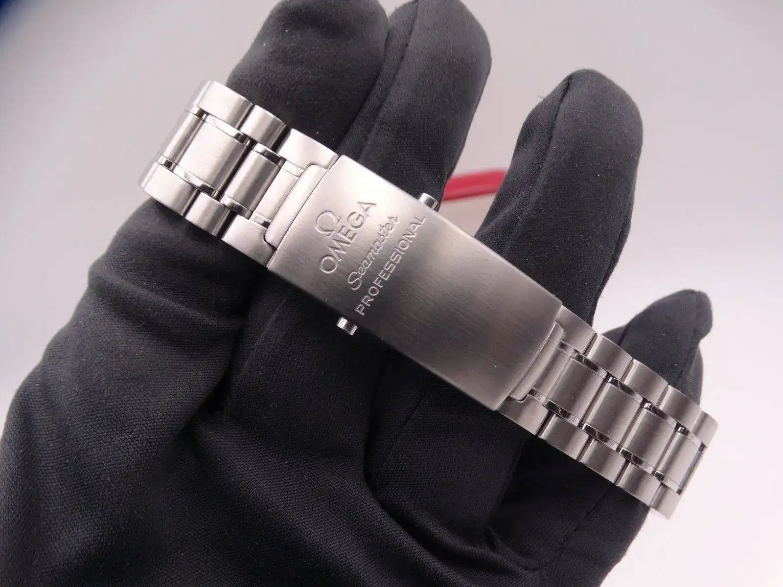 Omega Seamaster Diver GMT Anniversary 08947.JPG