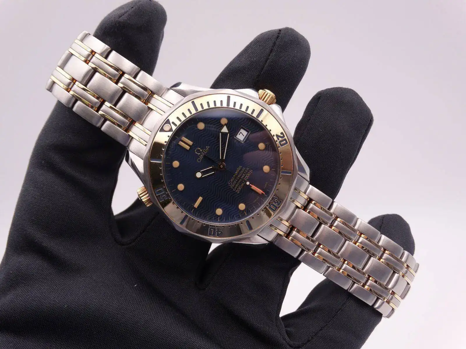 Omega Seamaster Diver Steel Gold Blue 8252.webp