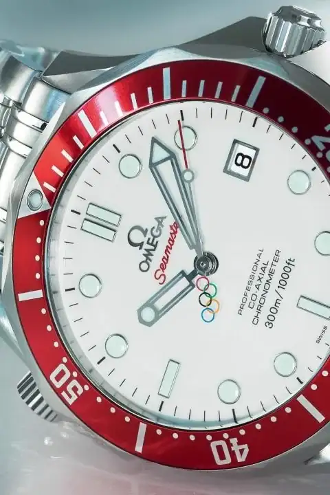 omega-seamaster-diver-vancouver-2010-face-detail.webp
