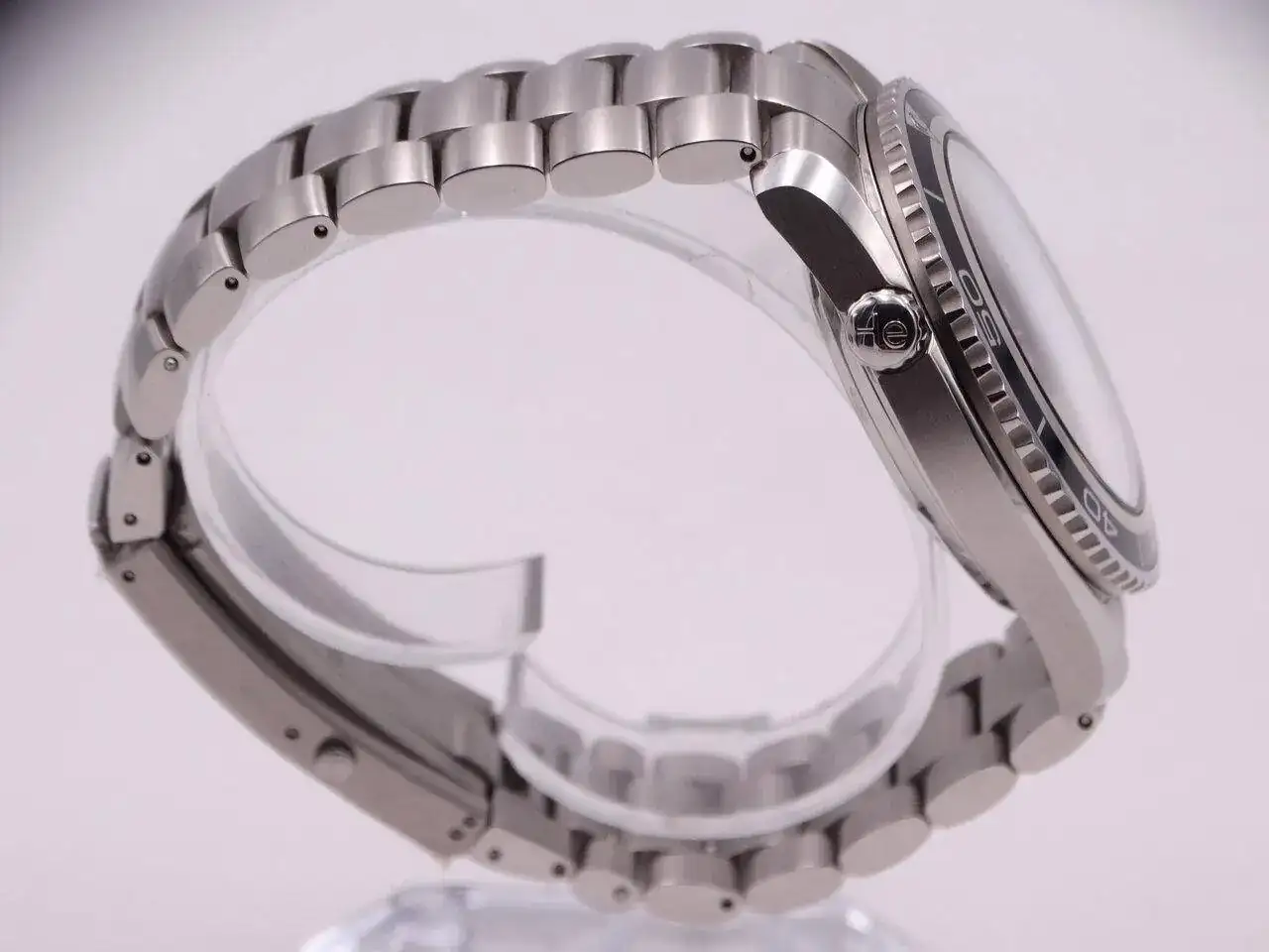 Omega seamaster Planet Ocean 08722.webp