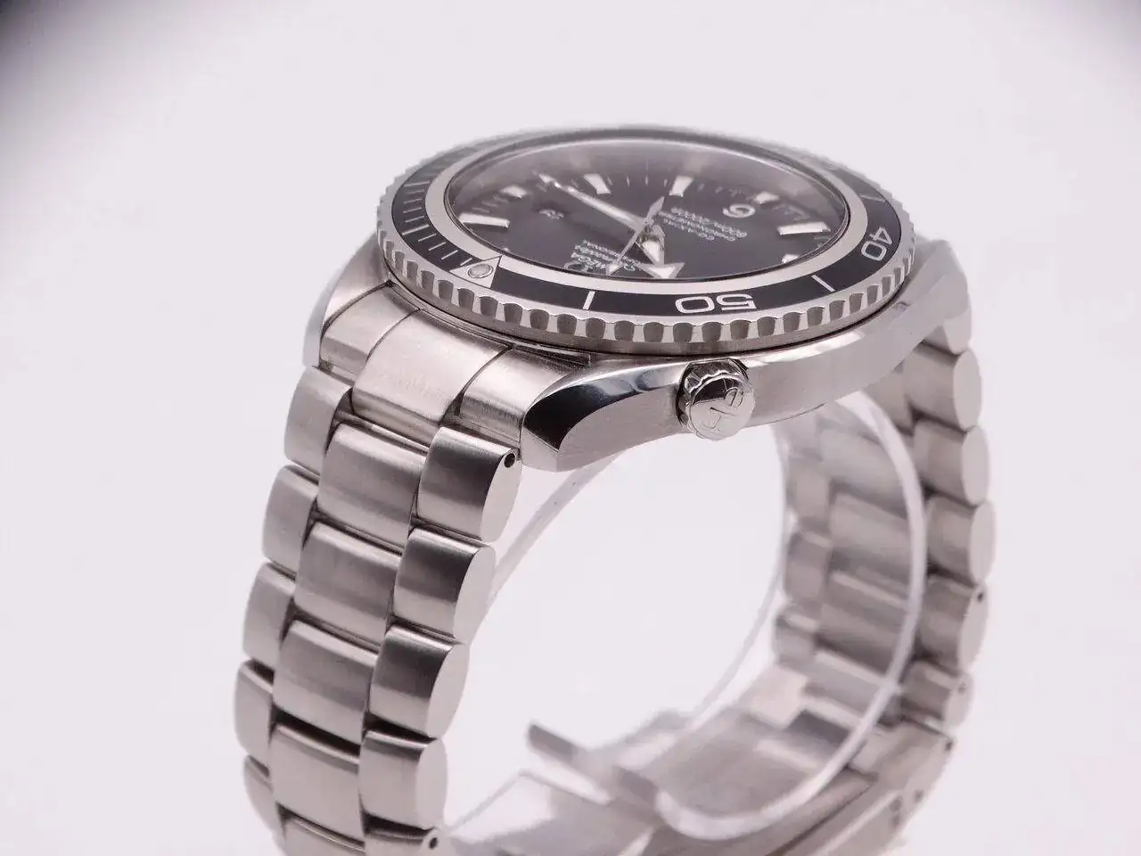 Omega seamaster Planet Ocean 08729.webp