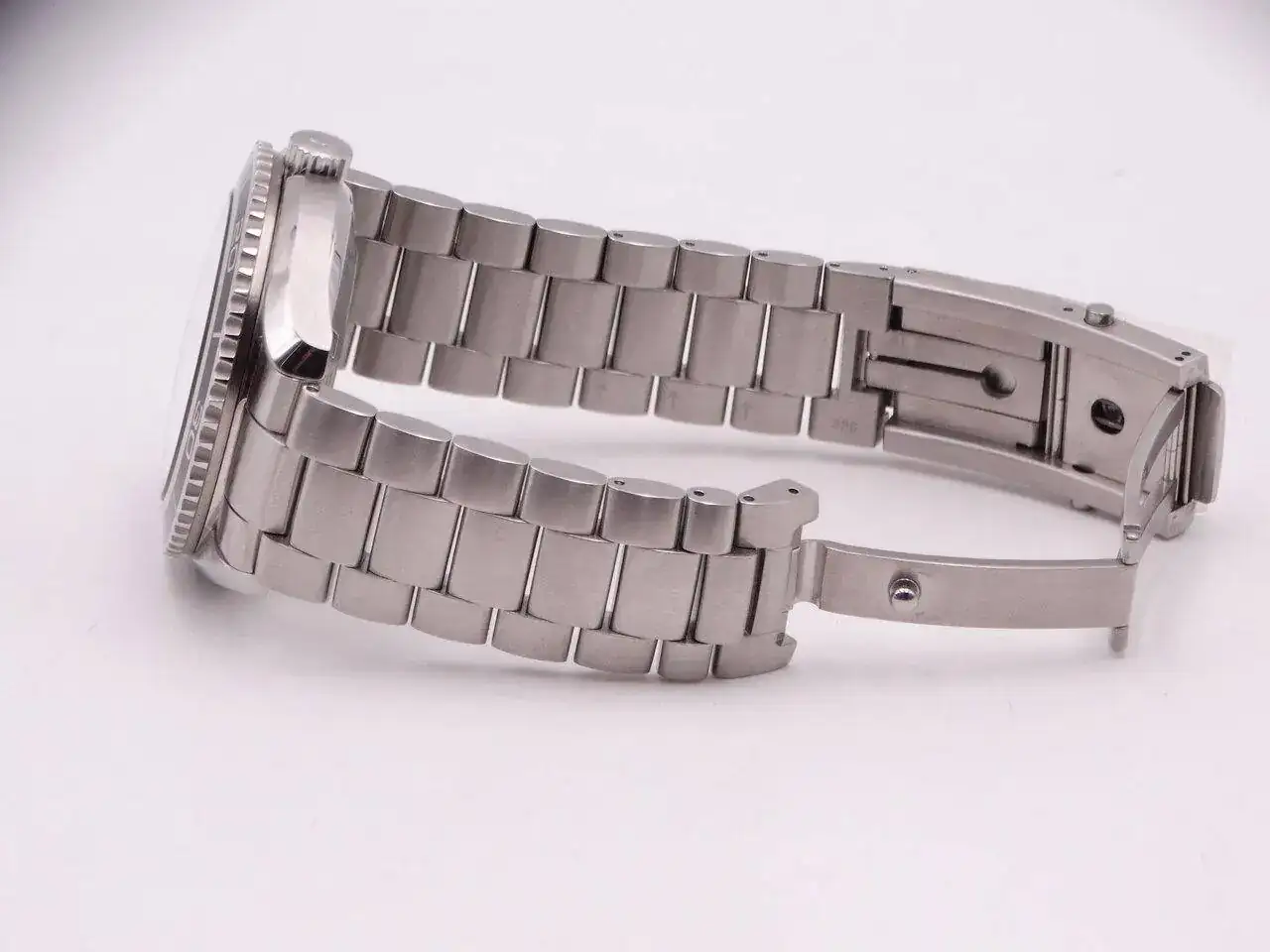 Omega seamaster Planet Ocean 08733.webp