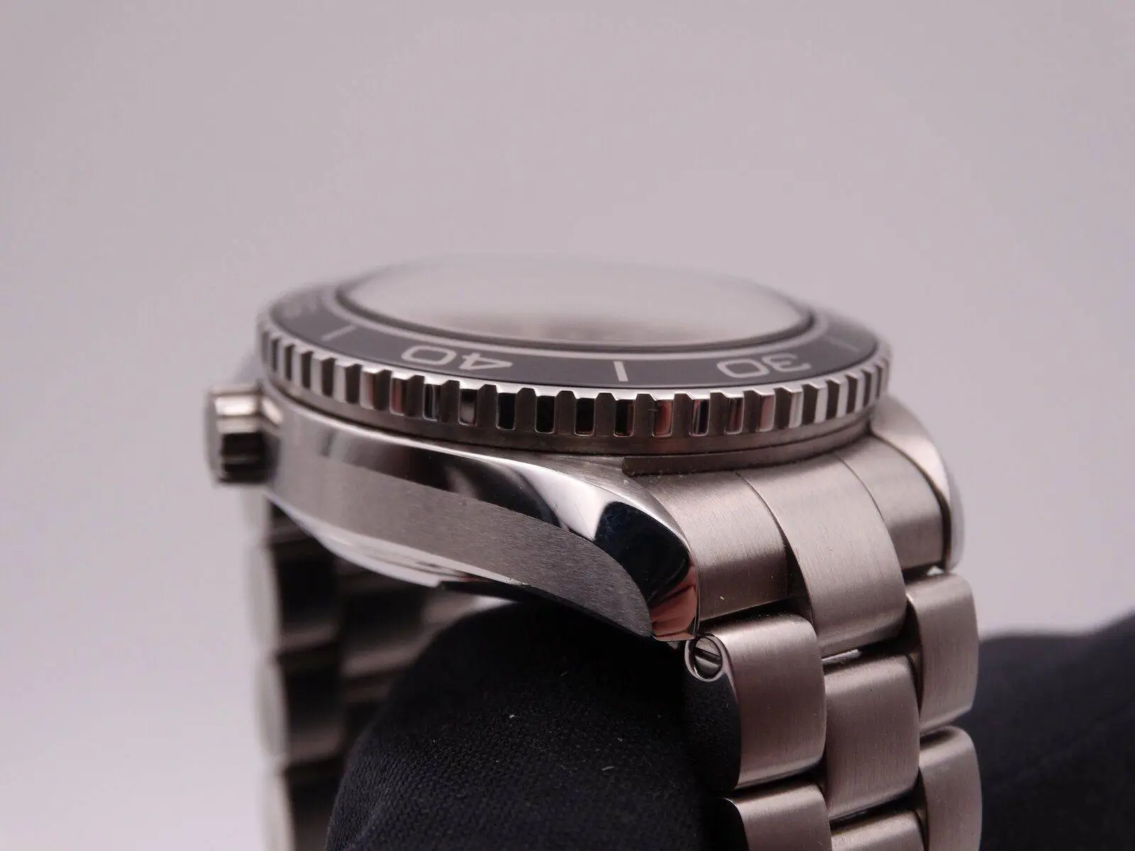 Omega Seamaster Planet Ocean CoAxial 01211.JPG