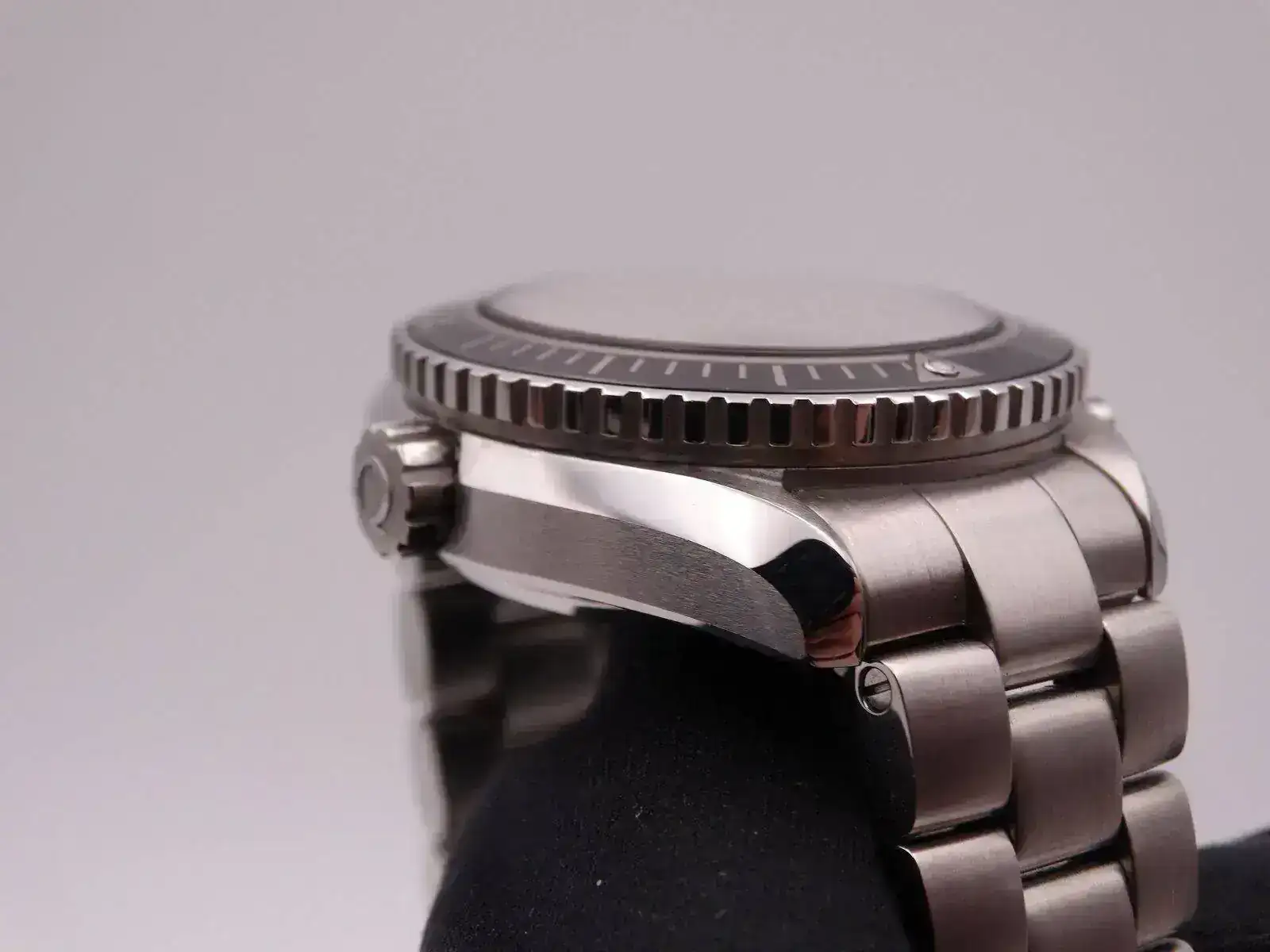 Omega Seamaster Planet Ocean CoAxial 01213.JPG
