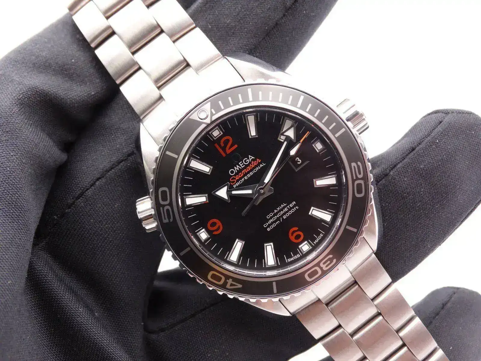 Omega Seamaster Planet Ocean CoAxial 01219.JPG