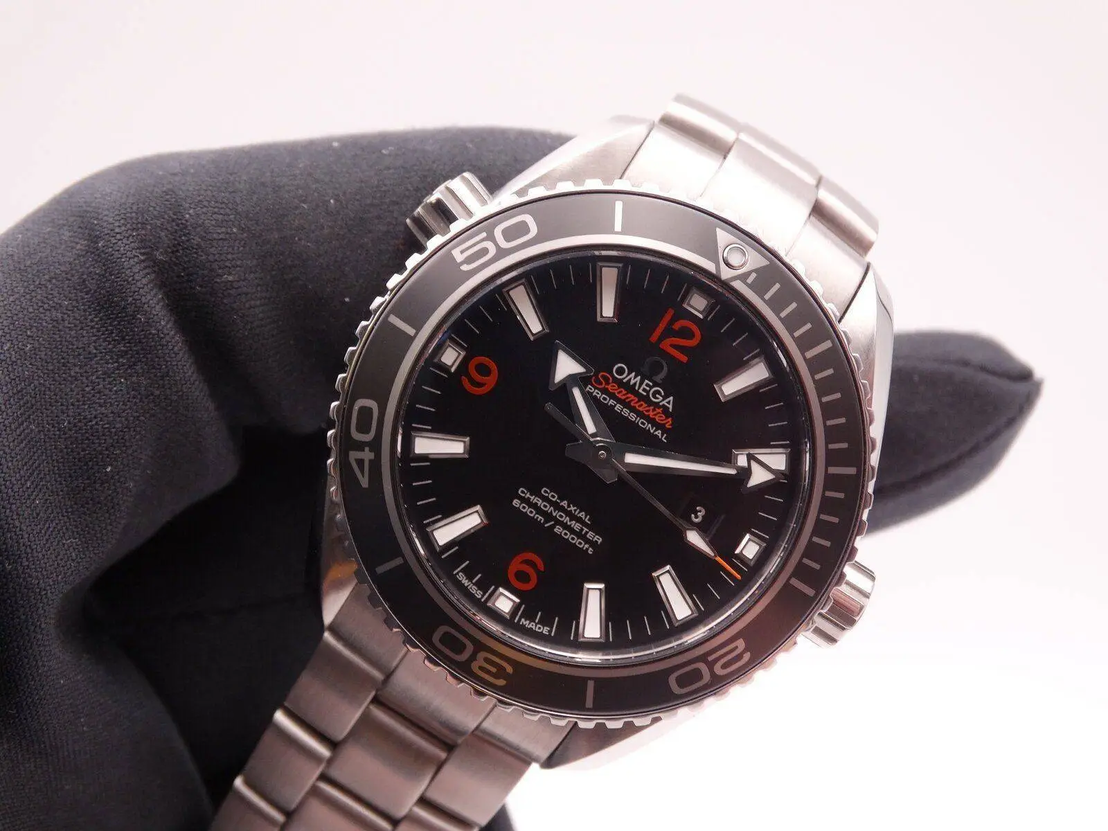 Omega Seamaster Planet Ocean CoAxial 01220.JPG