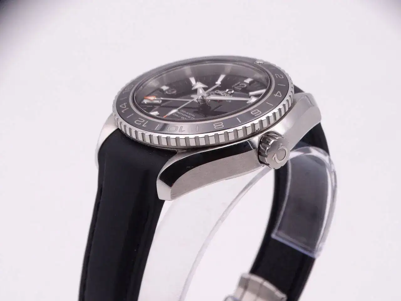 Omega Seamaster Planet Ocean GMT 07101.webp