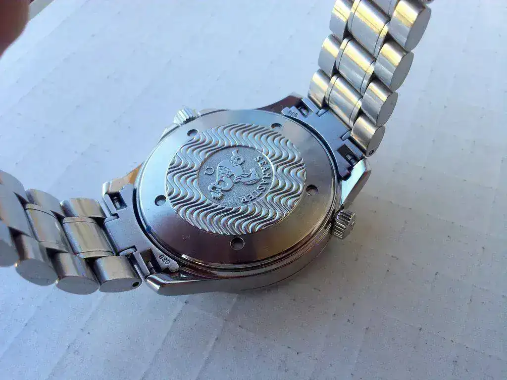 Omega-Seamaster-Professional-2254.50.00-02.webp