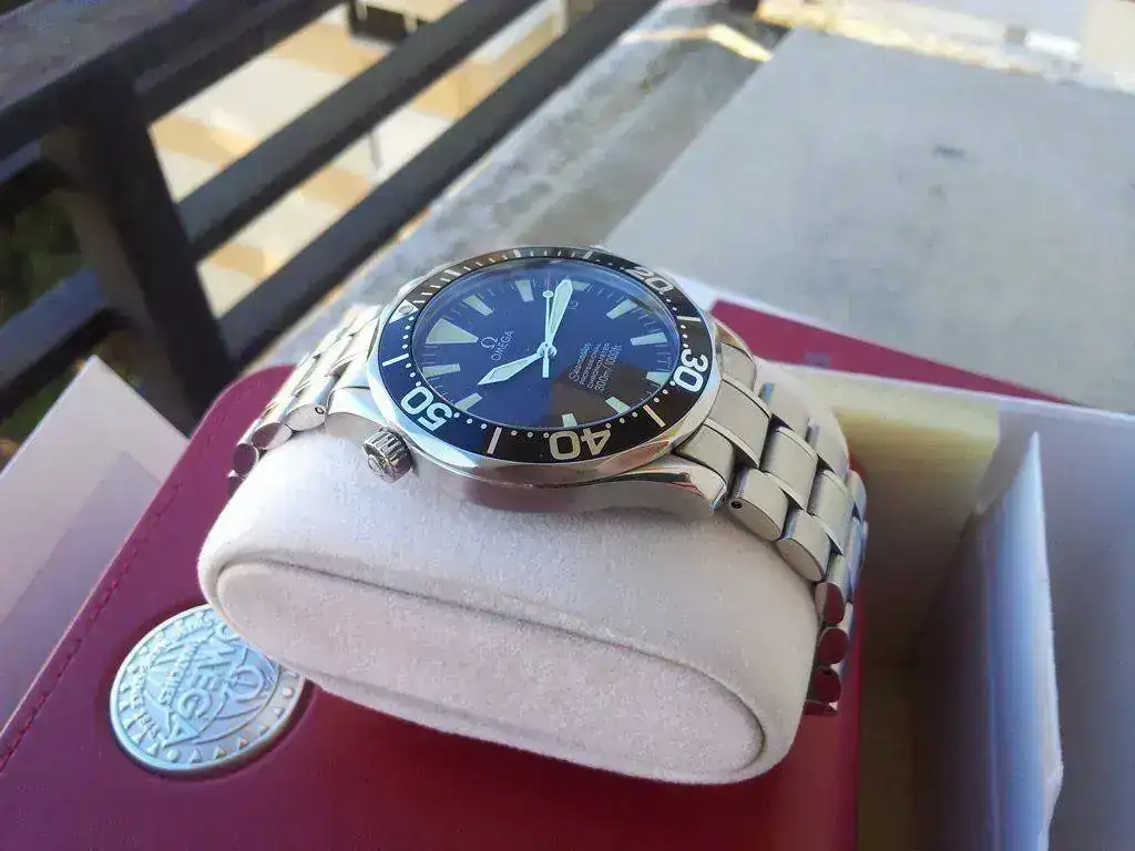 Omega-Seamaster-Professional-2254.50.00-27.webp