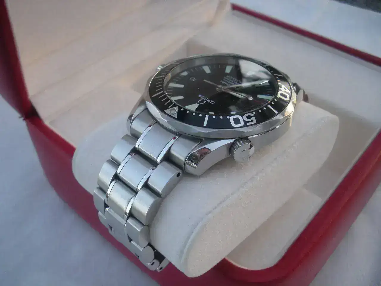 Omega-Seamaster-Professional-2254.50.00-38.webp