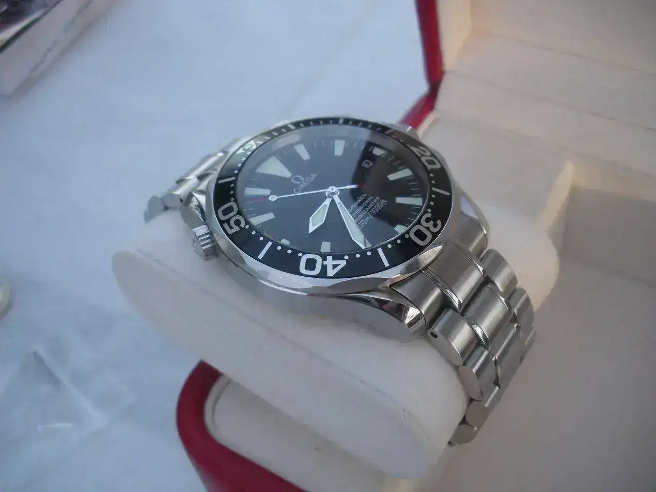 Omega-Seamaster-Professional-2254.50.00-39.webp