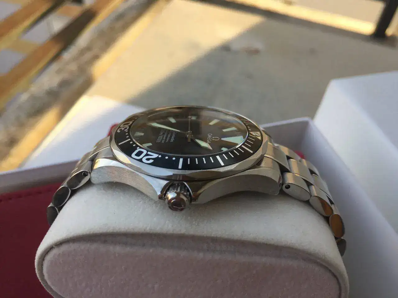 Omega-Seamaster-Professional-ref.-2254.50.00-05.webp