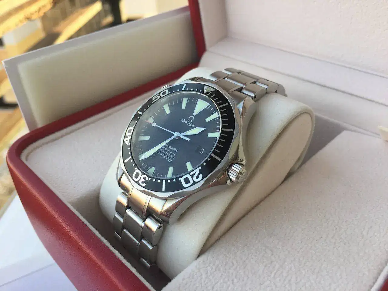 Omega-Seamaster-Professional-ref.-2254.50.00-11.webp
