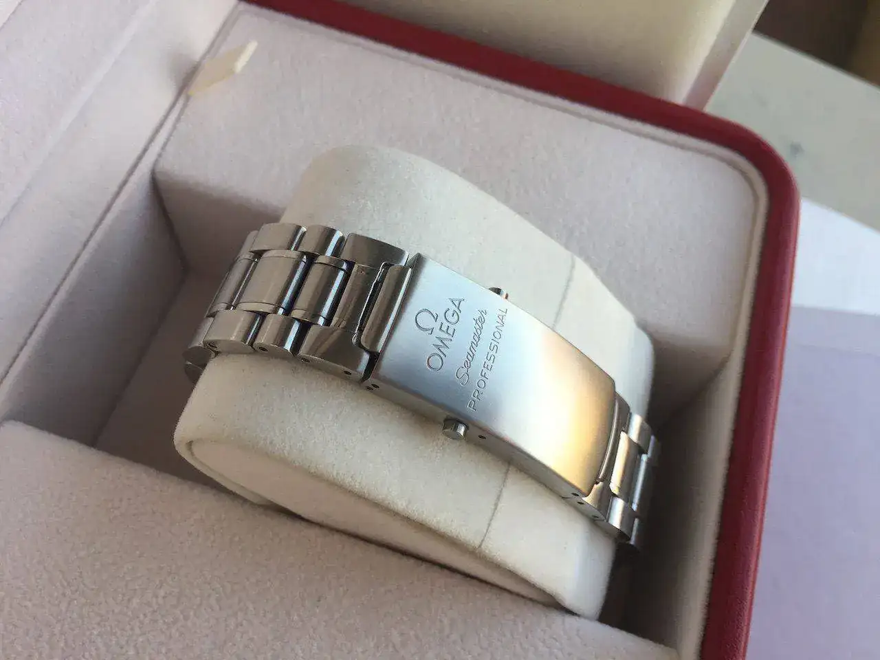 Omega-Seamaster-Professional-ref.-2254.50.00-16.webp