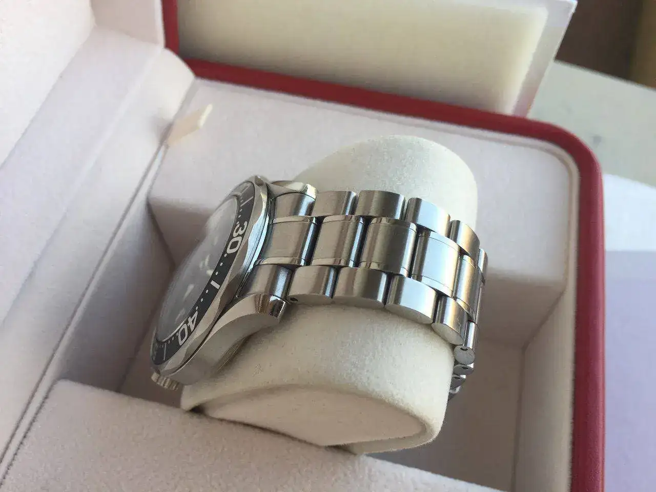 Omega-Seamaster-Professional-ref.-2254.50.00-19.webp