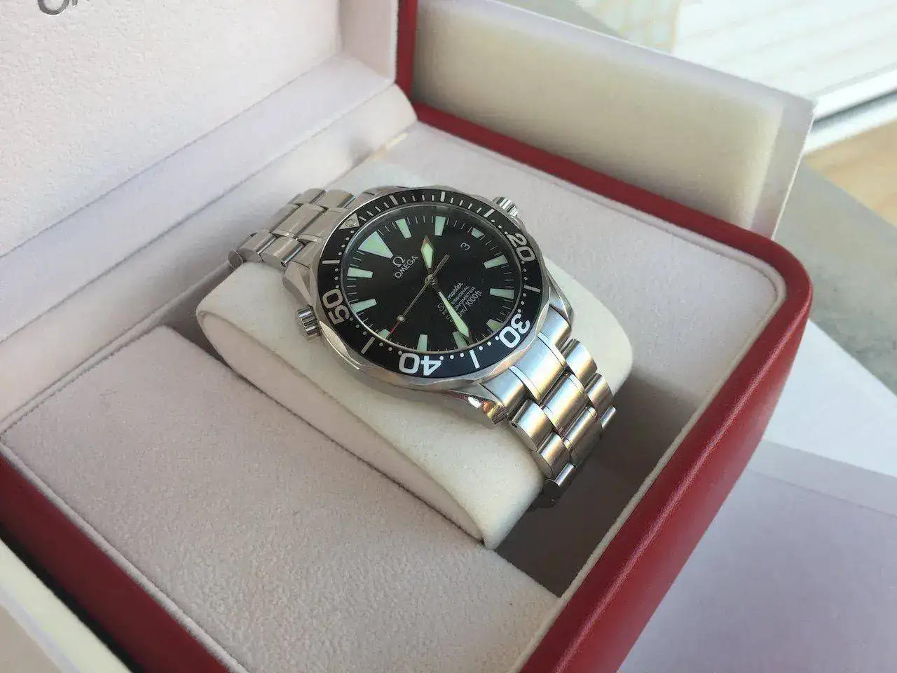 Omega-Seamaster-Professional-ref.-2254.50.00-25.webp