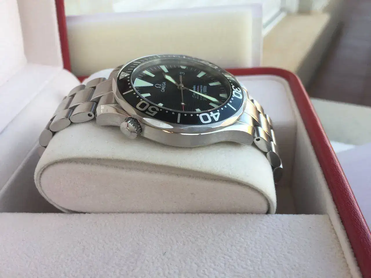 Omega-Seamaster-Professional-ref.-2254.50.00-26.webp
