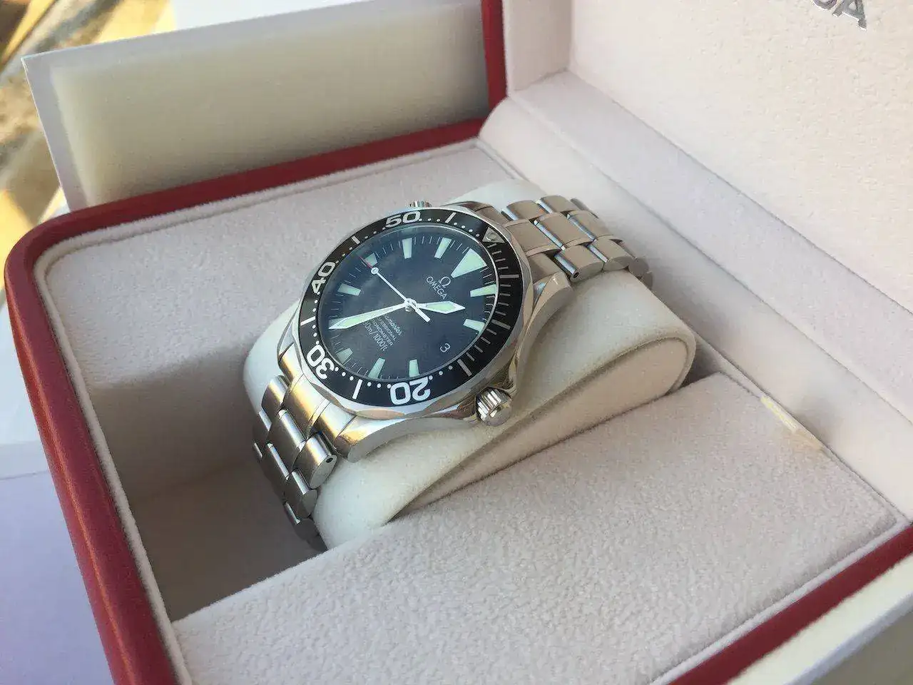 Omega-Seamaster-Professional-ref.-2254.50.00-33.webp