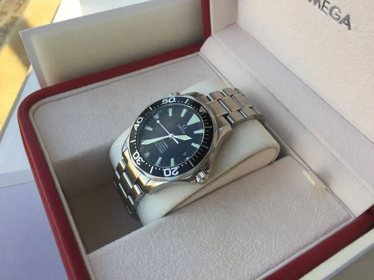 Omega-Seamaster-Professional-ref.-2254.50.00-34.webp